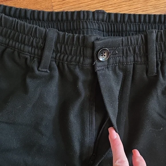 GAP Men's Black Cozy Drape Pants - Picture 2 of 5